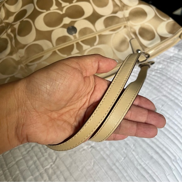 COACH Signature 'Leah' Canvas Tote Cream - Picture 6 of 9